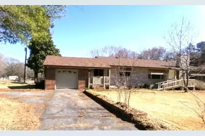 912 Friendly Road, Eden, NC 27288 - Photo 1