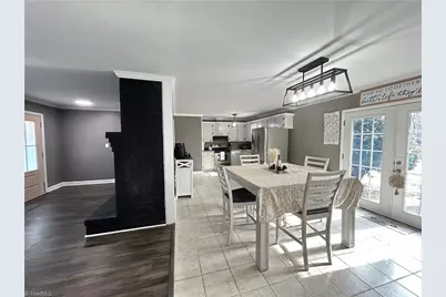 240 Oakcrest Drive, Madison, NC 27025 - Photo 7