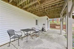 105 Meadowcrest Ct, Clemmons, NC 27012 - Photo 41