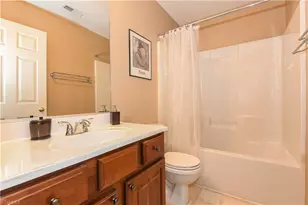 4406 Chimney Springs Dr, Greensboro, NC 27407 - Photo 25