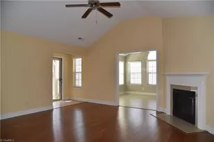 4246 Plantation Ridge Ln, Greensboro, NC 27409 - Photo 5