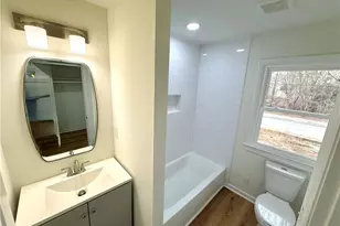 2010 Sharonbrook Dr, Greensboro, NC 27405 - Photo 13