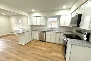 2010 Sharonbrook Dr, Greensboro, NC 27405 - Photo 7