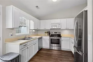 2107 Jefferson Ct, Archdale, NC 27263 - Photo 7