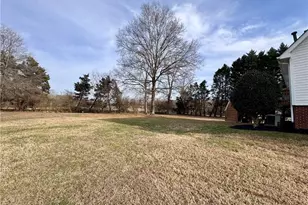 4003 Daisy Dr, Hamptonville, NC 27020 - Photo 25