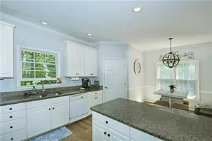 5888 Cottonwood Ln, Winston-Salem, NC 27103 - Photo 7