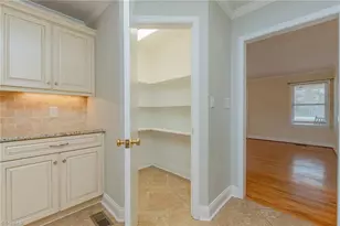 5946 Drake Rd, Greensboro, NC 27406 - Photo 19
