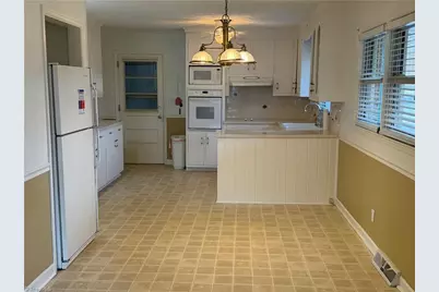 200 Arlington Street, Mount Airy, NC 27030 - Photo 7