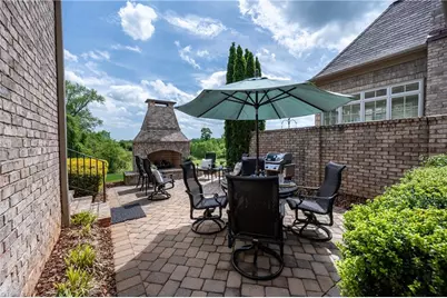 39 Creswell Manor Drive, Greensboro, NC 27407 - Photo 5