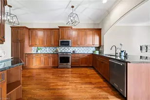 39 Creswell Manor Dr, Greensboro, NC 27407 - Photo 17