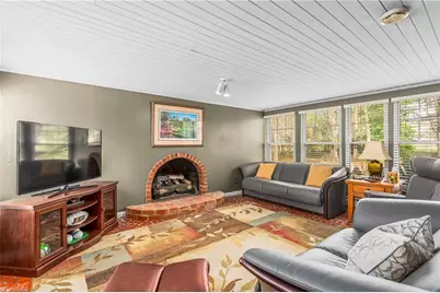 1916 Guilford College Road, Jamestown, NC 27282 - Photo 19