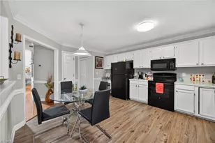 7 Cedar Knoll Ct, Greensboro, NC 27407 - Photo 13