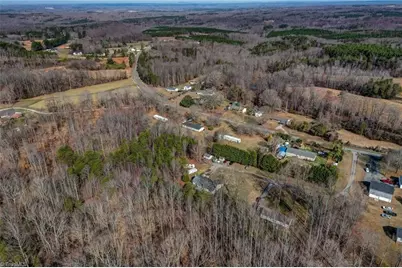 114 Douglas Lane, Reidsville, NC 27320 - Photo 7