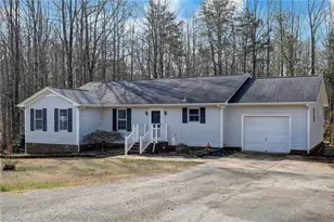 114 Douglas Ln, Reidsville, NC 27320 - Photo 1