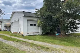 11 Bell Ave, Denton, NC 27239 - Photo 25