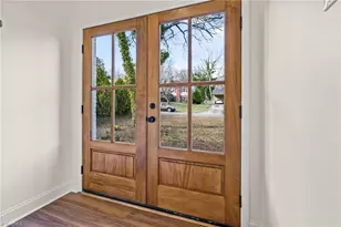 1406 Chatham Dr, High Point, NC 27265 - Photo 3