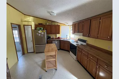 125 Maple Hollow Road, Mount Airy, NC 27030 - Photo 5