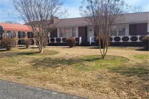 250 Hilltop Acres St, North Wilkesboro, NC 28659 - Photo 1