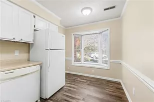 4625 Lawndale Dr, Greensboro, NC 27455 - Photo 7