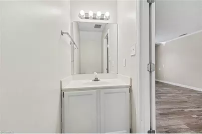 4625 Lawndale Drive, Greensboro, NC 27455 - Photo 9