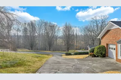 376 Northwood Hills Road, North Wilkesboro, NC 28659 - Photo 5