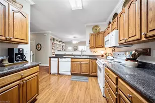 121 Fox Haven Ct, Lexington, NC 27292 - Photo 7