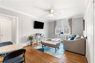 1013 N Elm St, Greensboro, NC 27401 - Photo 9