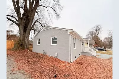 215 Marshall Street, Greensboro, NC 27401 - Photo 5