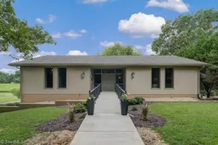 414 Lynrock St, Eden, NC 27288 - Photo 1