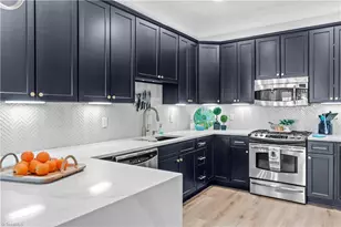 1 Park Vista Lane, Winston-Salem, NC 27101 - Photo 11