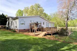 3910 Waterton Rd, Summerfield, NC 27358 - Photo 9