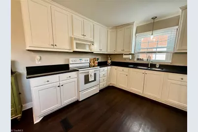 139 Pelham Street, Haw River, NC 27258 - Photo 19