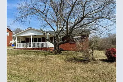 139 Pelham Street, Haw River, NC 27258 - Photo 3