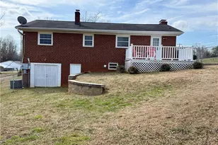 139 Pelham St, Haw River, NC 27258 - Photo 45