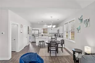 444 Weatherly St, Ramseur, NC 27316 - Photo 5