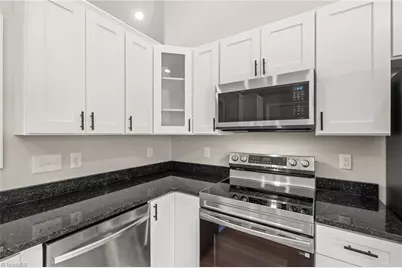 134 Hewes Street, Winston-Salem, NC 27103 - Photo 3