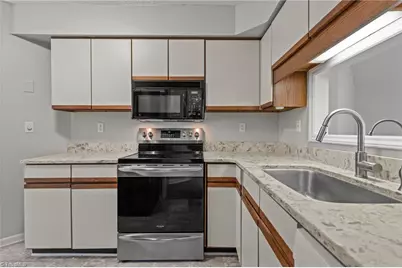 19 Milpond Lane, Greensboro, NC 27455 - Photo 3