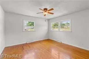 4810 Holders Rd, Greensboro, NC 27405 - Photo 15