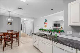 4702 Brighton Park Dr, Winston-Salem, NC 27103 - Photo 9