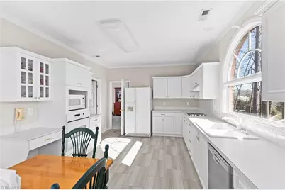 646 Terrace Drive, Lexington, NC 27295 - Photo 13