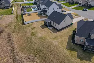 5677 Lauren Acres Ct, Winston-Salem, NC 27103 - Photo 35