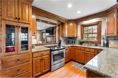 3990 Walnut Hills Drive, Winston-Salem, NC 27106 - Photo 7