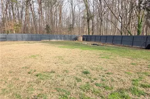 3911 MacArthur St, Winston-Salem, NC 27107 - Photo 7