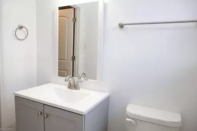 1220 W Market Street, Greensboro, NC 27403 - Photo 35