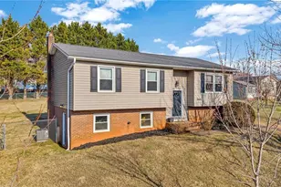 166 Lynnewood Dr, Mount Airy, NC 27030 - Photo 1