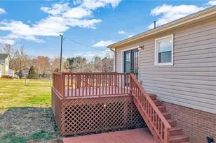 166 Lynnewood Dr, Mount Airy, NC 27030 - Photo 7