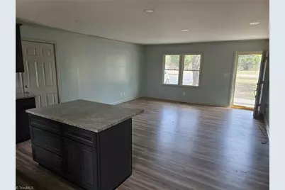 5285 E Holly Grove Road, Thomasville, NC 27360 - Photo 15