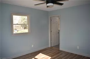 5285 E Holly Grove Rd, Thomasville, NC 27360 - Photo 15