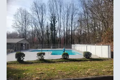 2240 Sunderland Road #53N, Winston-Salem, NC 27103 - Photo 3