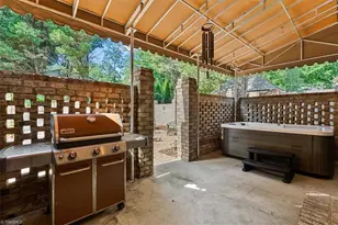 3300 Forsyth Dr, Greensboro, NC 27407 - Photo 37